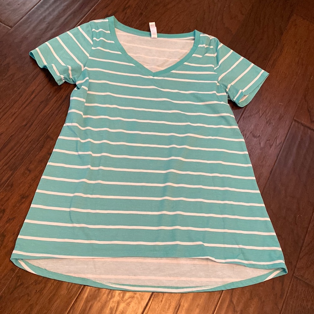 LuLaRoe Classic Top